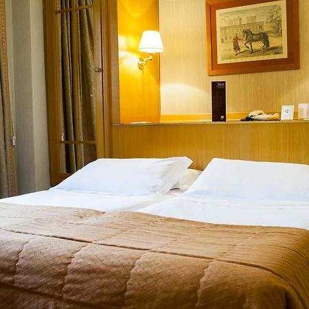 Polo Hotel Рим Екстериор снимка
